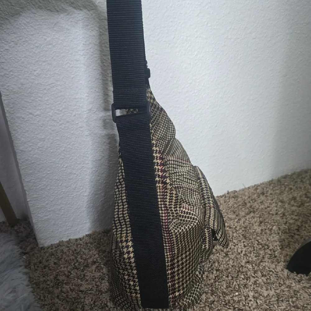 Ralph Lauren Nylon Colorful Houndstooth Shoulder Hobo Bag (EUC)🩶🤎🖤